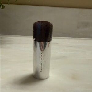 Bare Minerals Seamless Buffing Brush with Silver Handle